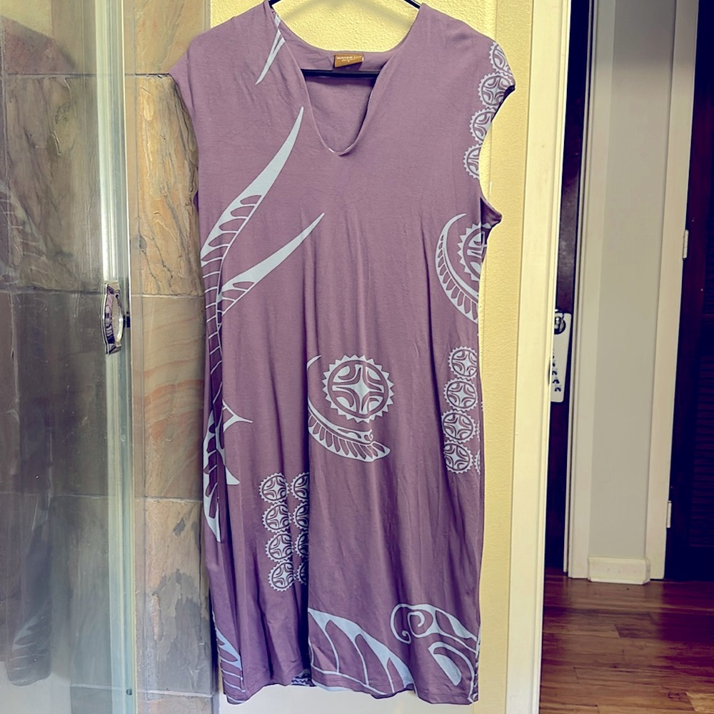 Wahine Toa Polynesian Designer Mid-length Dress (semi-fitted)